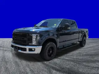 Ford F-250 Super Duty 2019 4x2 XLT 4p. Cabina Extendida 6,8 pies de estribo Camioneta