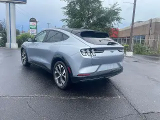 Ford Mustang Mach-E 2022 AWD Premium 4dr SUV