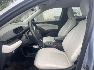 Ford Mustang Mach-E 2022 AWD Premium 4dr SUV