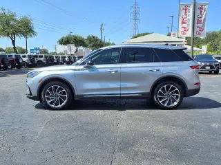 Lincoln Corsair 2023 Estándar 4p SUV