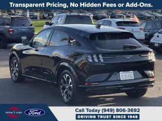 Ford Mustang Mach-E 2023 Premium 4dr SUV