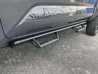 Toyota Tacoma 2024 4x2 SR5 4p Doble Cabina 5.0 ft SB