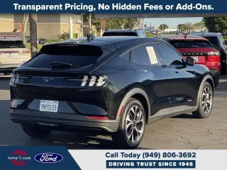 Ford Mustang Mach-E 2024 Select 4dr SUV