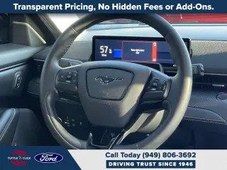 Ford Mustang Mach-E 2024 Select 4dr SUV