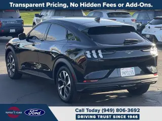 Ford Mustang Mach-E 2024 Select 4dr SUV