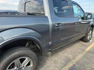 Ford F-150 2018 4x4 Lariat 4p SuperCab 5.5 ft. SB
