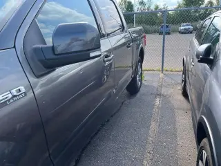 Ford F-150 2018 4x4 Lariat 4p SuperCab 5.5 ft. SB