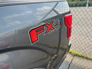 Ford F-150 2018 4x4 Lariat 4p SuperCab 5.5 ft. SB