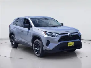 Toyota RAV4 2024 LE SUV 4p.