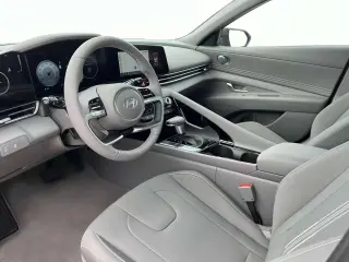 Hyundai ELANTRA 2024 SEL 4dr Sedan