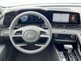 Hyundai ELANTRA 2024 SEL 4dr Sedan