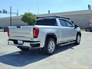 GMC Sierra 1500 2020 4x2 SLT 4dr Cabina de tripulacion completa 5.8 ft. CB