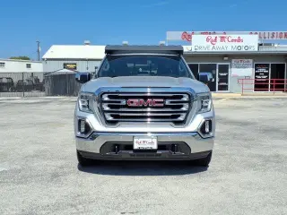 GMC Sierra 1500 2020 4x2 SLT 4dr Cabina de tripulacion completa 5.8 ft. CB