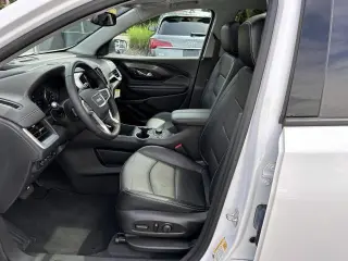 Terreno GMC 2024 Tracción Total SLT 4p SUV