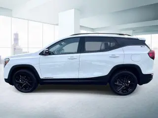 Terreno GMC 2024 Tracción Total SLT 4p SUV