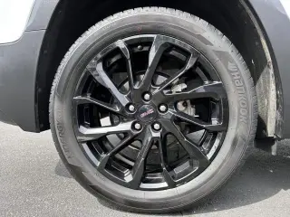 Terreno GMC 2024 Tracción Total SLT 4p SUV