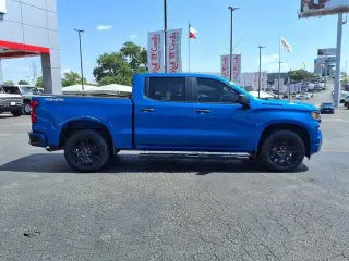 Chevrolet Silverado 1500 2022 4x4 Custom 4dr Crew Cab 5.8 ft. CB