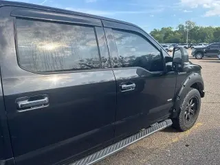 Ford F-150 2015 4x4 XLT 4dr SuperCrew 5.5 ft. SB