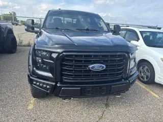 Ford F-150 2015 4x4 XLT 4dr SuperCrew 5.5 ft. SB