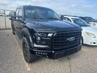 Ford F-150 2015 4x4 XLT 4dr SuperCrew 5.5 ft. SB