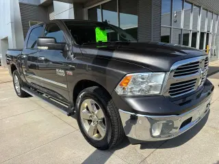 Ram 1500 2018 4x4 SLT 4dr Crew Cab 5.5 ft. SB Pickup
