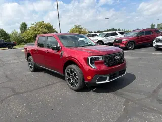 Ford Maverick 2025 AWD Lariat 4dr SuperCrew 4.5 ft. SB
