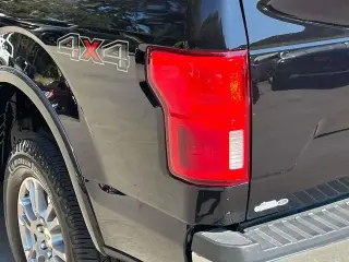 Ford F-150 2020 4x4 Lariat 4p SuperCab 5.5 ft. SB