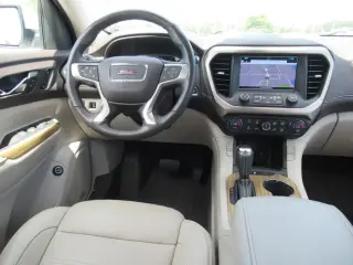 GMC Acadia 2019 Denali 4p SUV