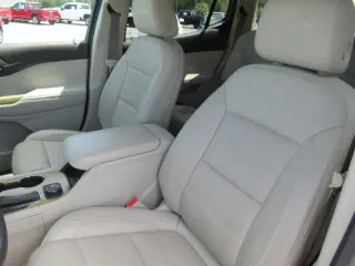 GMC Acadia 2019 Denali 4p SUV