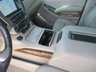 GMC Yukon 2015 4x2 Denali 4puerta SUV