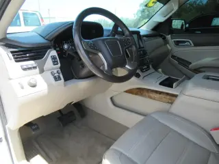 GMC Yukon 2015 4x2 Denali 4puerta SUV
