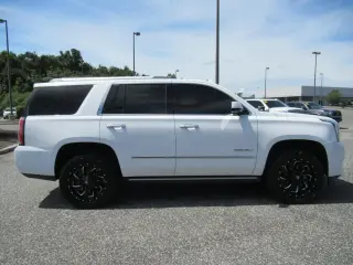 GMC Yukon 2015 4x2 Denali 4puerta SUV
