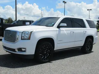 GMC Yukon 2015 4x2 Denali 4puerta SUV