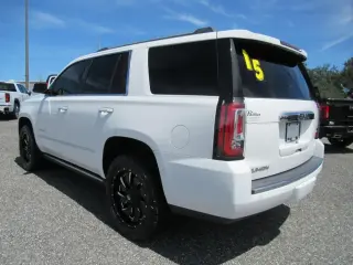 GMC Yukon 2015 4x2 Denali 4puerta SUV