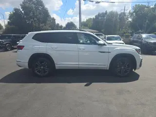 Volkswagen Atlas 2021 4motion AWD V6 SE R-Line 4p SUV con tecnología (lanzamiento a mitad de año)