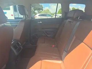 Volkswagen Atlas 2021 4motion AWD V6 SE R-Line 4p SUV con tecnología (lanzamiento a mitad de año)