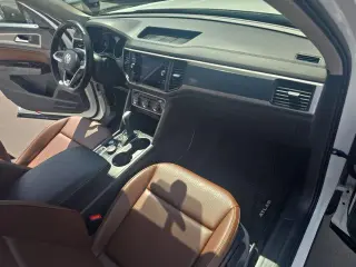 Volkswagen Atlas 2021 4motion AWD V6 SE R-Line 4p SUV con tecnología (lanzamiento a mitad de año)