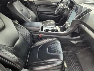 Ford Edge 2023 AWD Titanium 4p Crossover