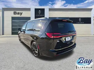 Chrysler Pacifica 2025 Limited 4p Minivan