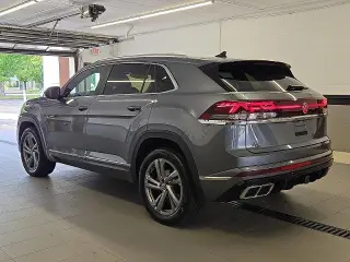 Volkswagen Atlas Cross Sport 2024 4x4 SEL R-Line 4Motion SUV 4p.