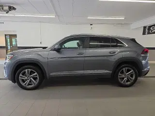 Volkswagen Atlas Cross Sport 2024 4x4 SEL R-Line 4Motion SUV 4p.