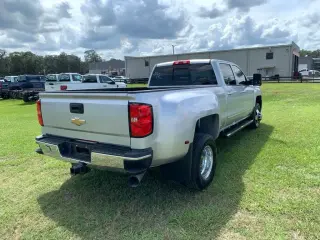 Chevrolet Silverado 3500HD 2015 4x4 LT 4dr Crew Cab SRW