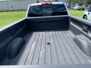 Chevrolet Silverado 3500HD 2015 4x4 LT 4dr Crew Cab SRW