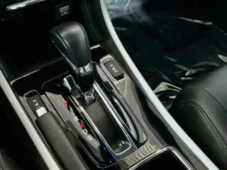 Honda Accord 2017 Touring 4dr Sedan