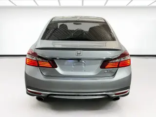 Honda Accord 2017 Touring 4dr Sedan