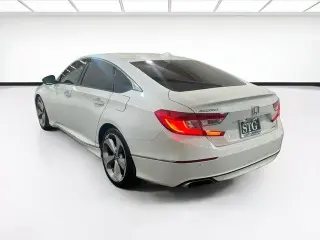 Honda Accord 2018 Touring 4dr Sedan (1.5T I4)