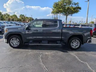 GMC Sierra 1500 2021 4x2 SLT 4p Cabilla Tripa 5.8 ft. CB