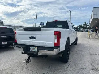 Ford F-250 Super Duty 2019 4x4 XLT 4dr Crew Cab 8 ft. LB Pickup