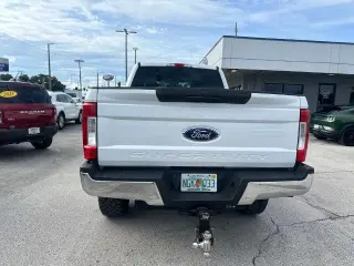 Ford F-250 Super Duty 2019 4x4 XLT 4dr Crew Cab 8 ft. LB Pickup