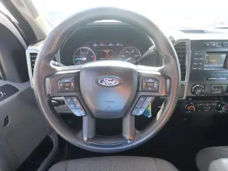 Ford F-250 Super Duty 2019 4x4 XLT 4dr Crew Cab 8 ft. LB Pickup